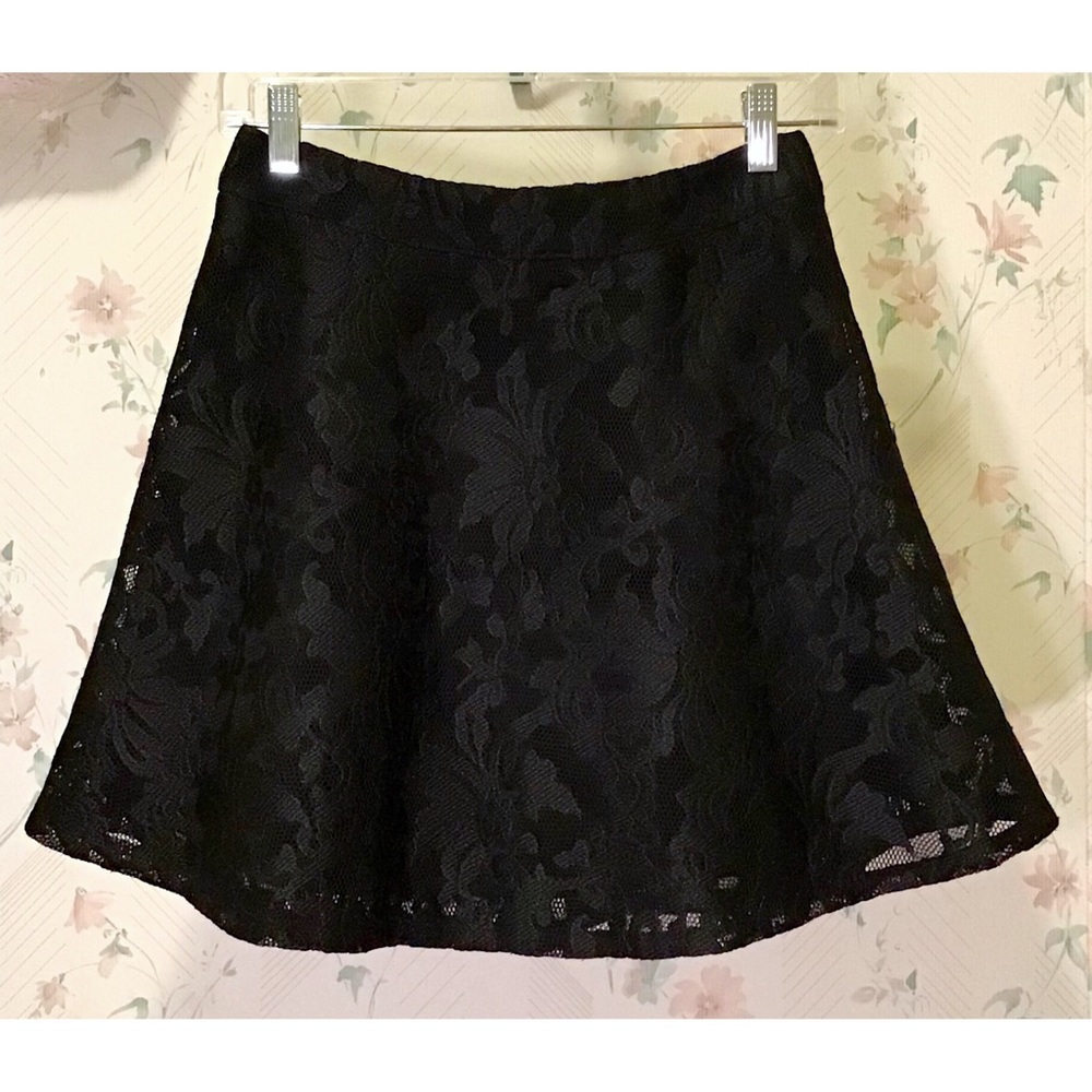 Forever 21 Black Lace Skirt - Picture 1 of 5